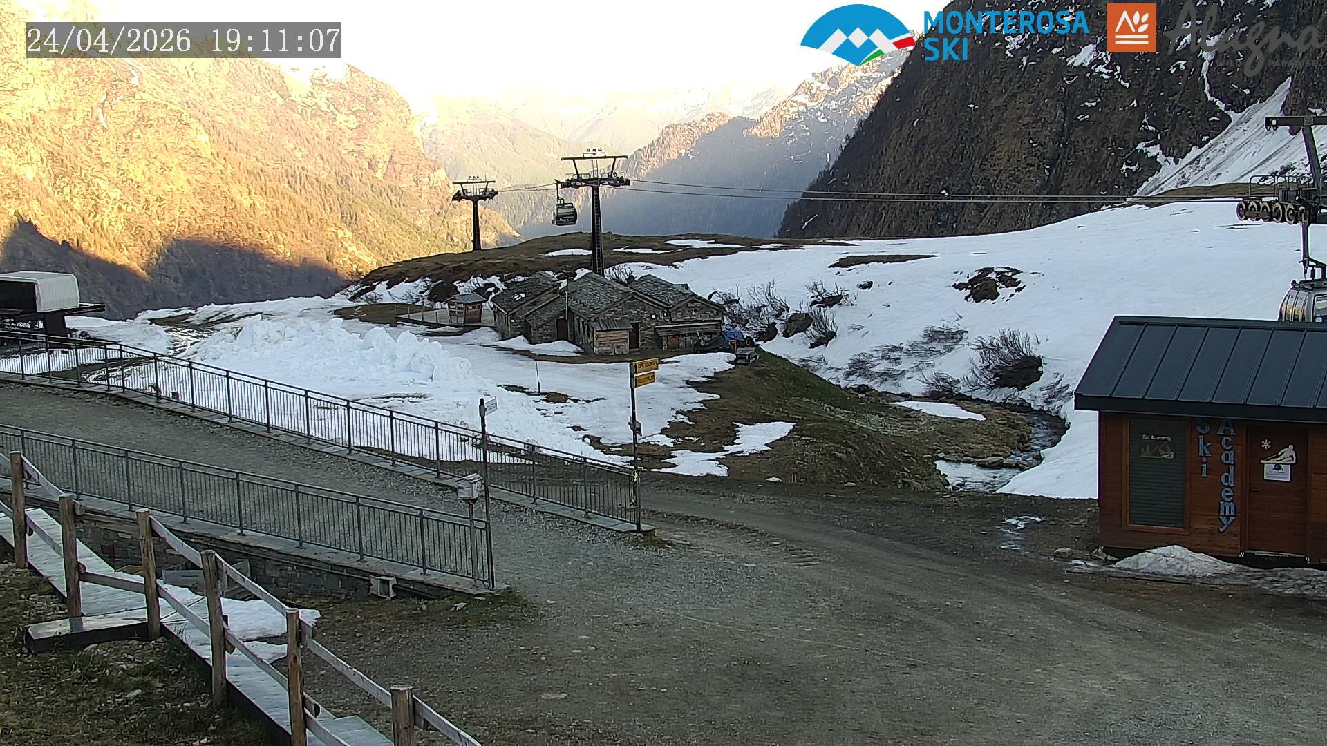 immagine della webcam nei dintorni di Balmuccia: webcam Alagna Valsesia